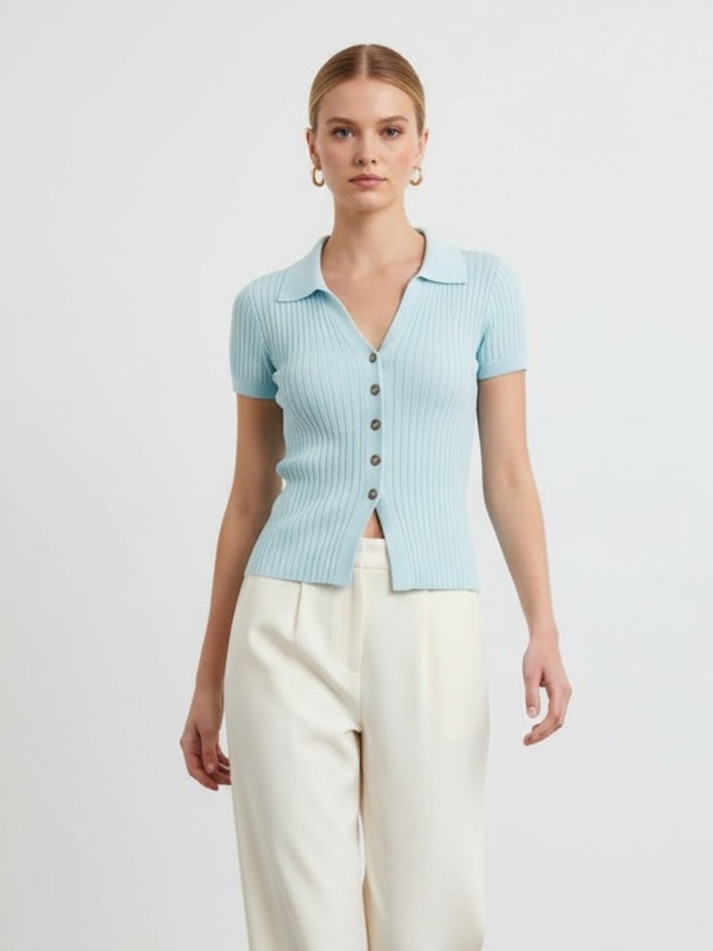 1585 • Cool Blue Viscose Blend Rib-knit V Neck Collared Button Up Top